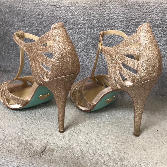 Glittered Heels (10) - Picture 5 of 8